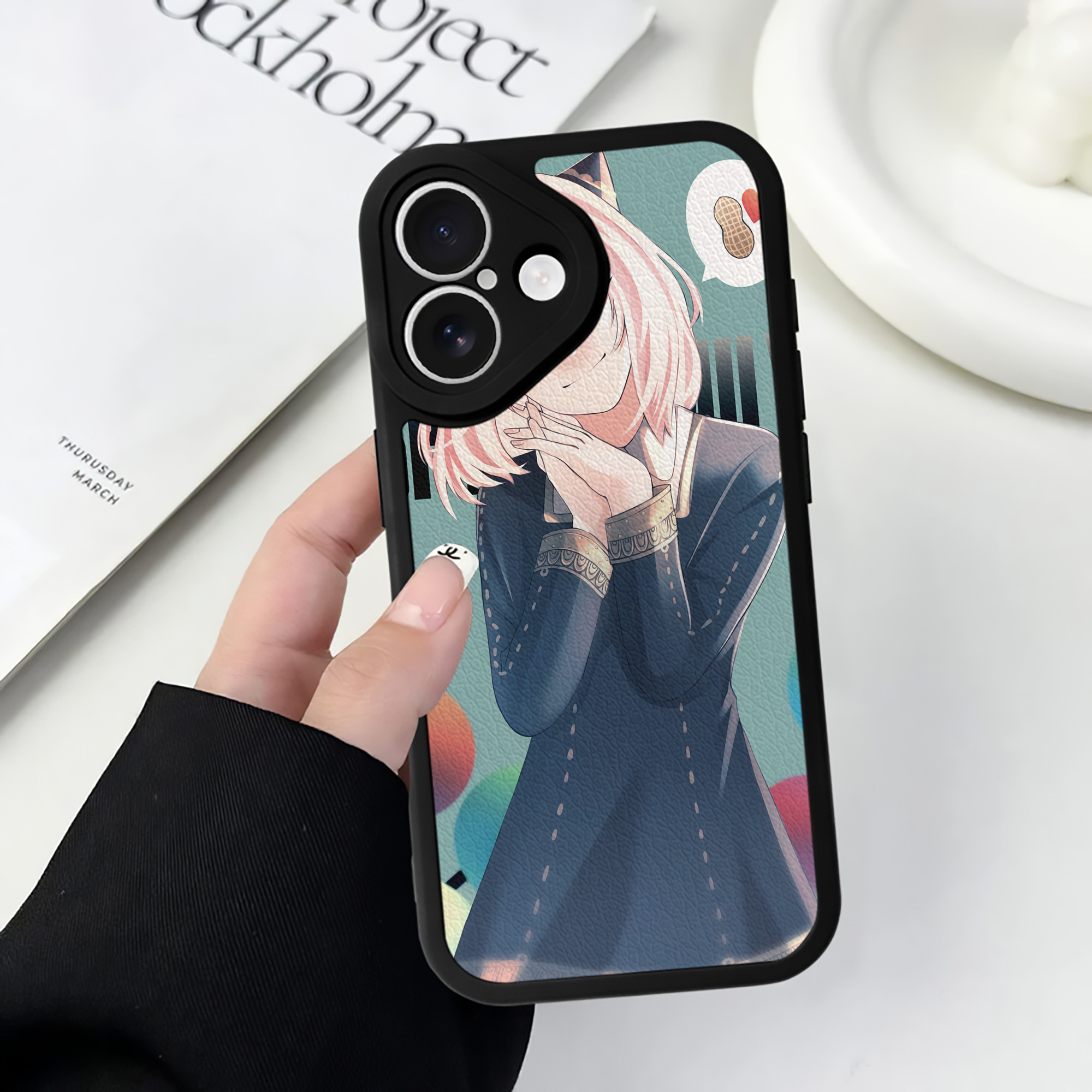 （画像用） SPY×FAMILY间谍家家酒 【iPhone 16シリーズ対応】シリコンスマホケース（レザー調） 材質：シリコン